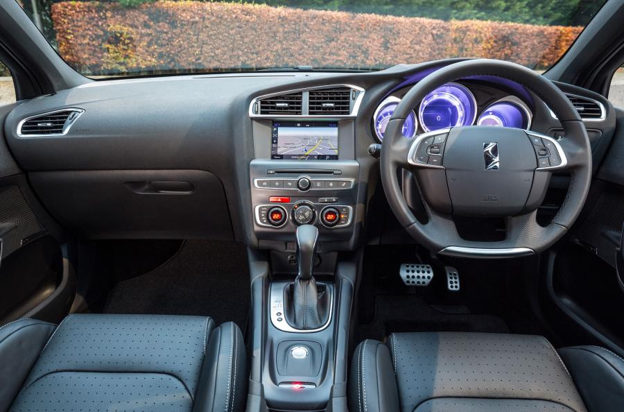 Торпедо DS 4 Crossback 2015 года  (UK) (фото 8 из 22)
